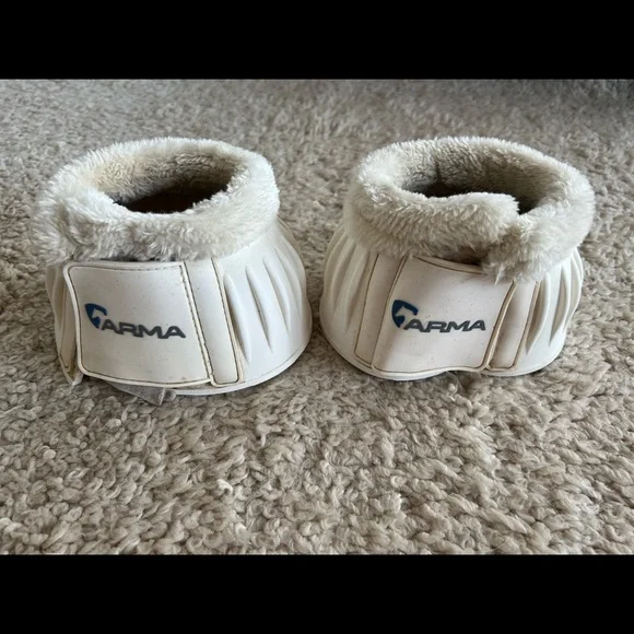 Arma white fleece topped rubber bell boots - Picture 1 of 2